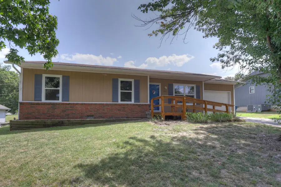 1308 Kimberly Lane, Carthage, MO 64836 - #3