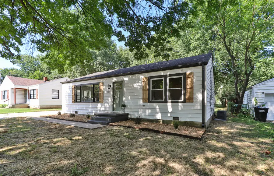 1637 S Broadway Avenue, Springfield, MO 65807 - #3