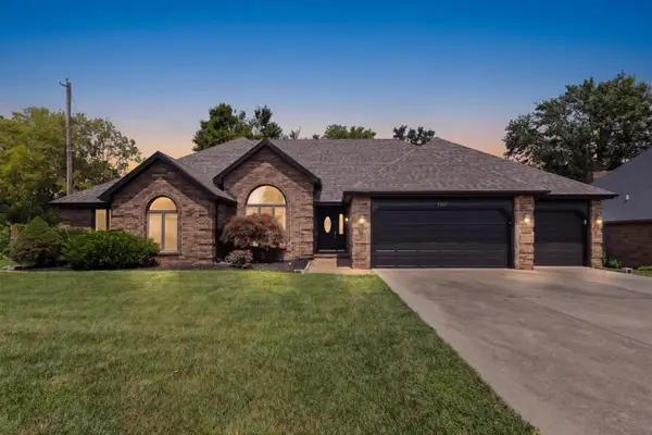 4081 E Kingsbury Street, Springfield, MO 65809