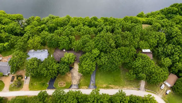 27300 County Road 233, Pittsburg, MO 65724