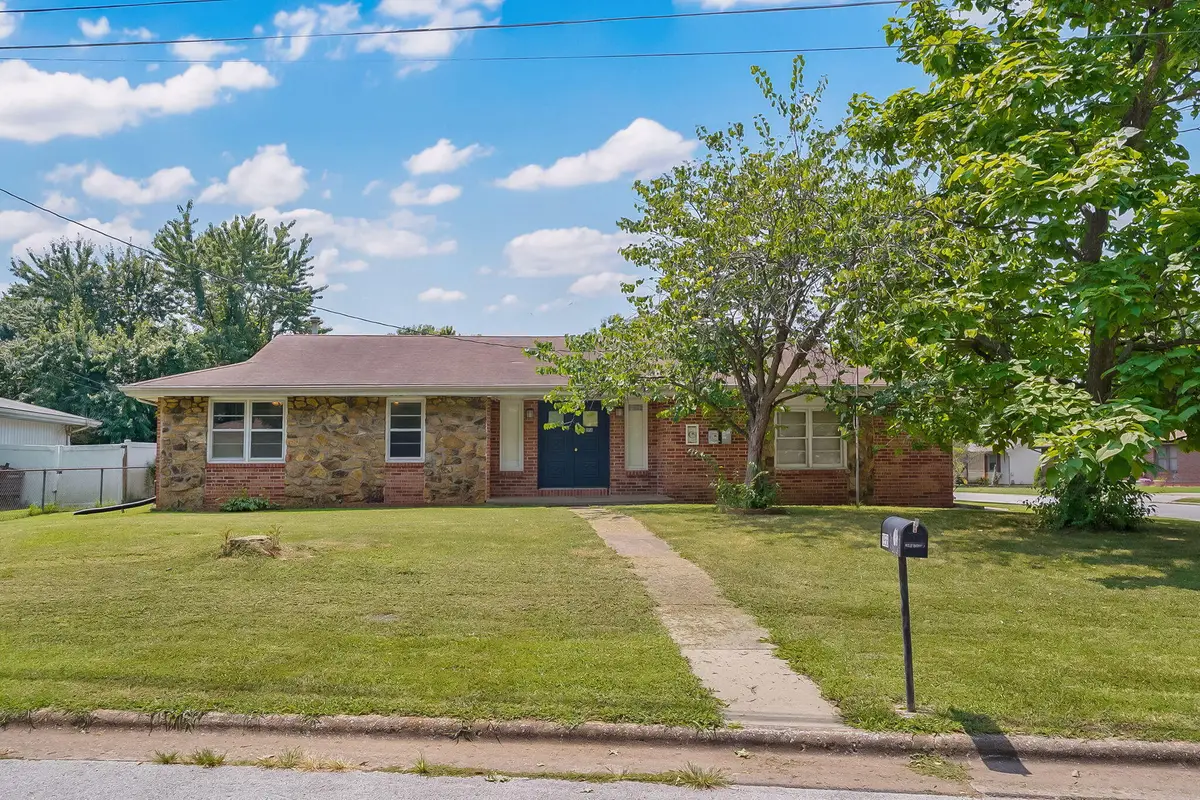 1956 E Greenview Street, Springfield, MO 65803 - #1