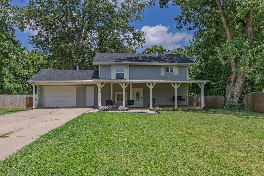 4221 W La Siesta Place, Springfield, MO 65802 - #2