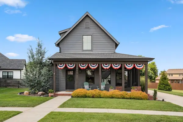 1085 E Valley Trail Drive, Republic, MO 65738