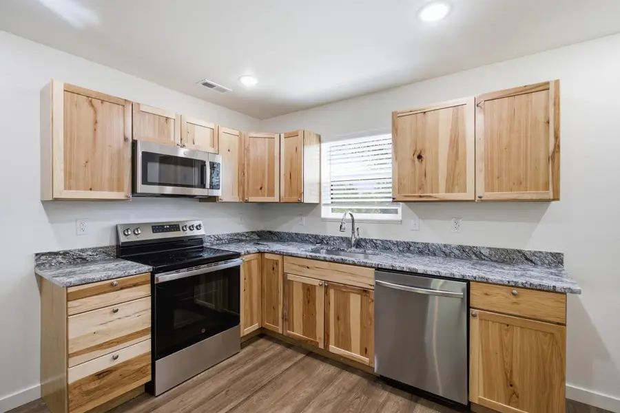 110 Georgia Lane, Mansfield, MO 65704 - #3