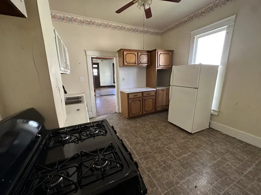 710 W 2nd Street, Webb City, MO 64870 - #3