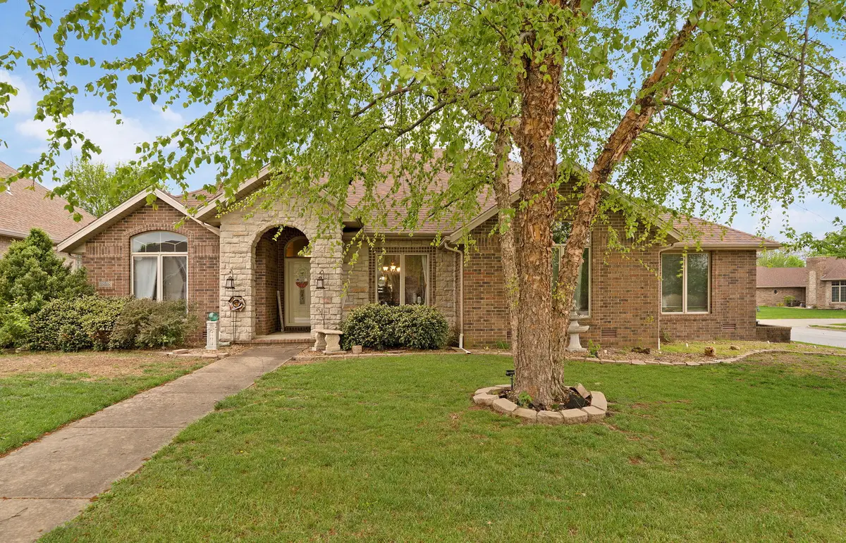 3848 W Suzanne Street, Brookline, MO 65619 - #1