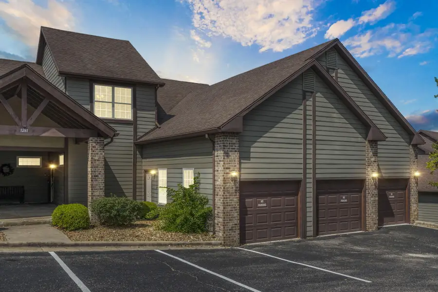 1281 Golf Drive #2, Branson West, MO 65737 - #2