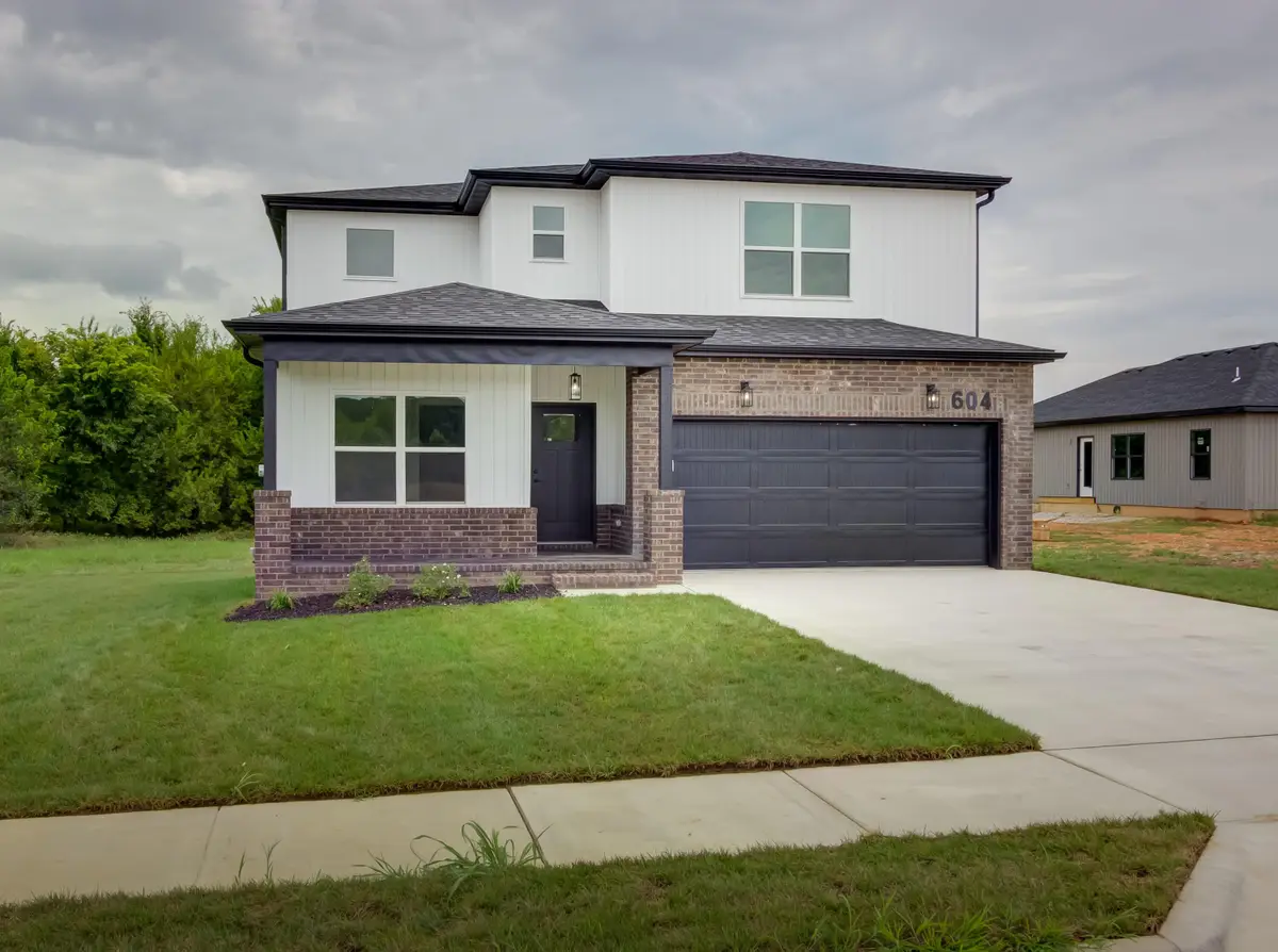 604 N Acacia Avenue, Clever, MO 65631 - #1