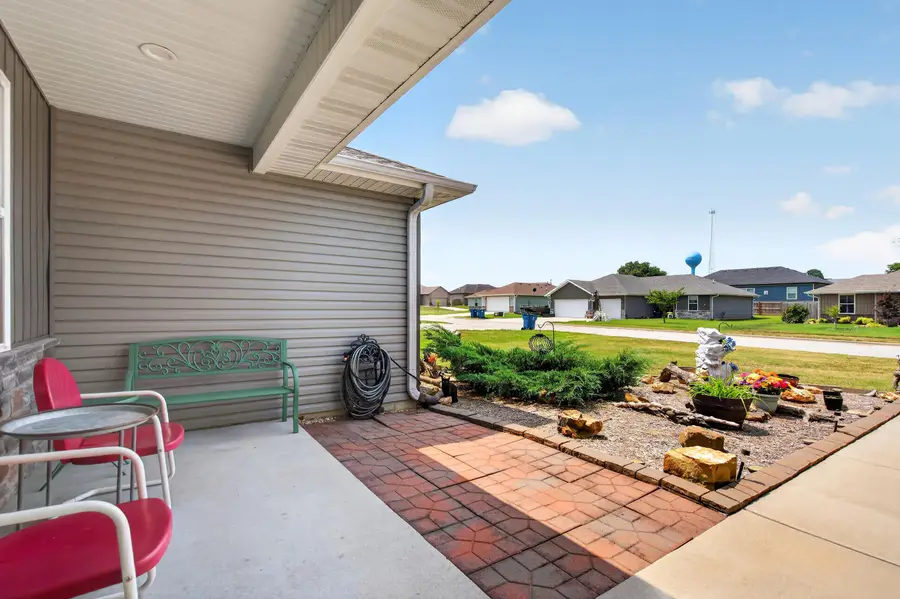 509 Mark Street, Billings, MO 65610 - #3