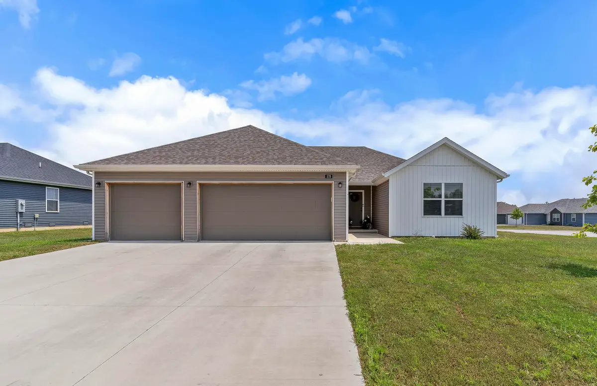 578 W Oak Lawn Street, Rogersville, MO 65742 - #1