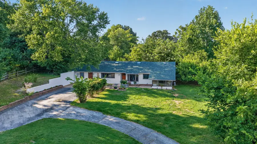 851 W Stonehill Road, Ozark, MO 65721 - #3