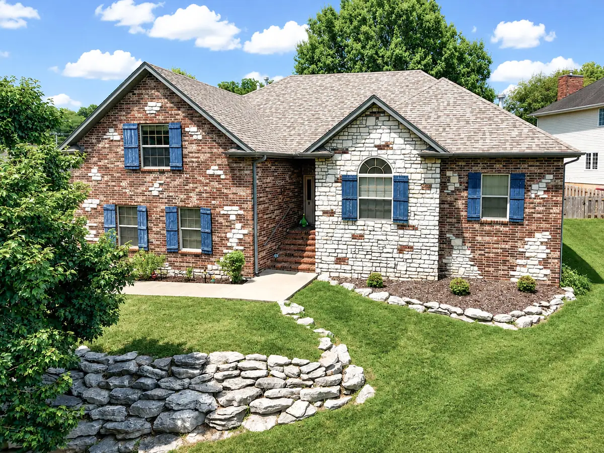 2481 W Chatsworth Court, Springfield, MO 65810 - #1
