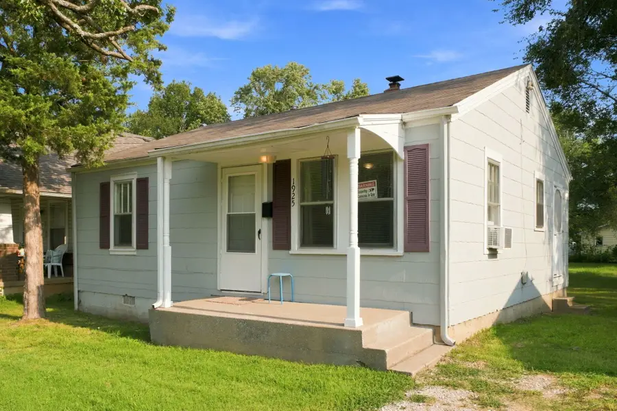 1925 W Atlantic Street, Springfield, MO 65803 - #3