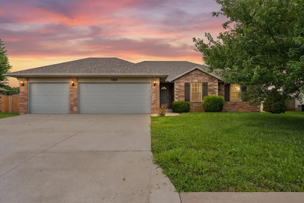 614 S Ashton Avenue, Republic, MO 65738 - #1