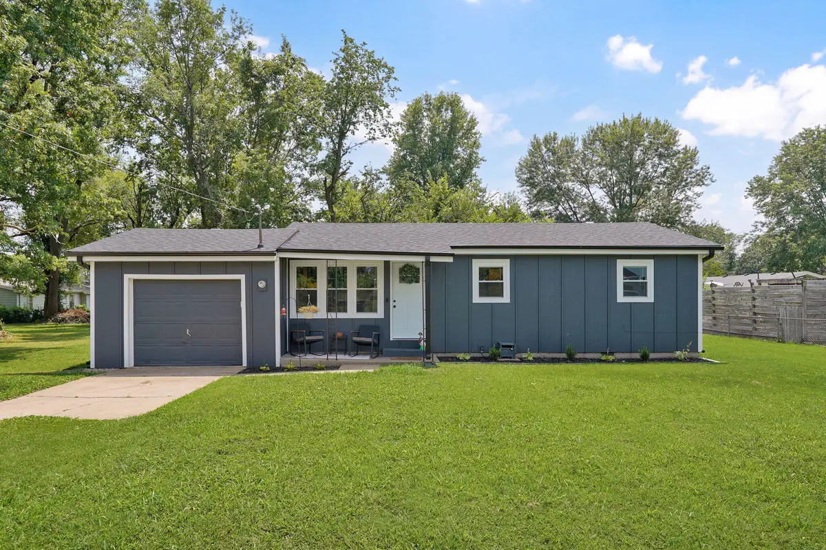 4030 W Collings Street, Springfield, MO 65803 - #1