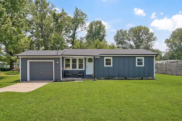 4030 W Collings Street, Springfield, MO 65803