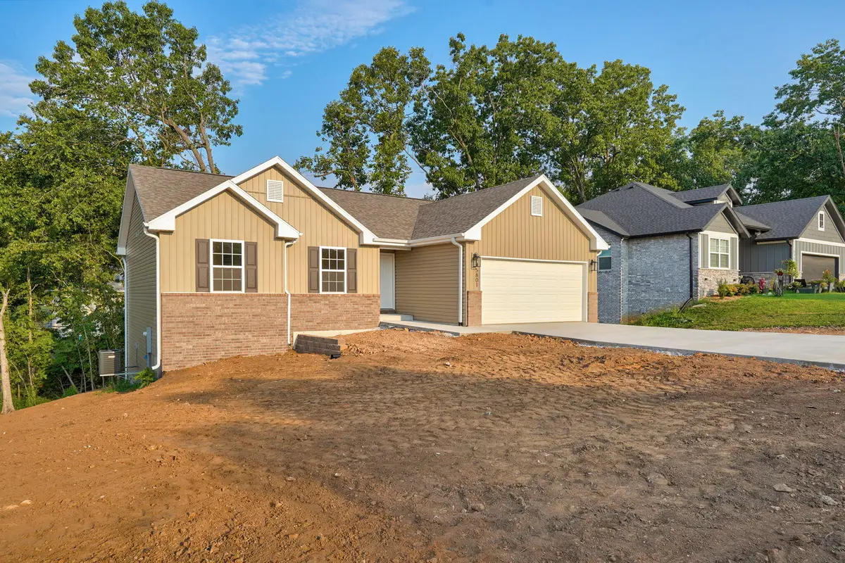 5801 S Cloverdale Lane, Battlefield, MO 65619 - #1