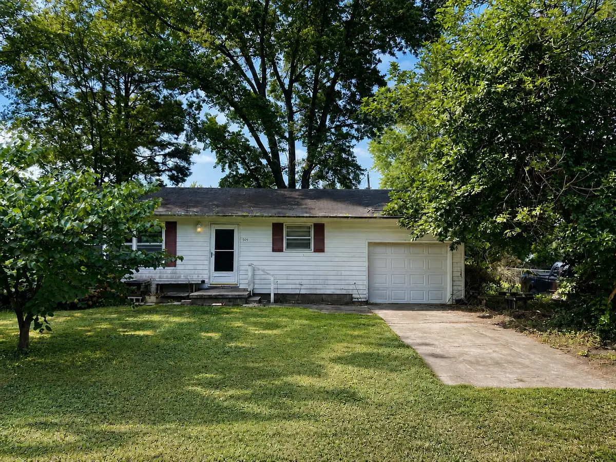 504 W Fisher Street, Humansville, MO 65674 - #1