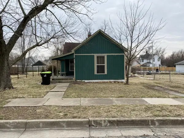 820 W 1st Street, Webb City, MO 64870