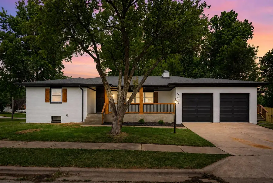 953 W Kerr Street, Springfield, MO 65803 - #2