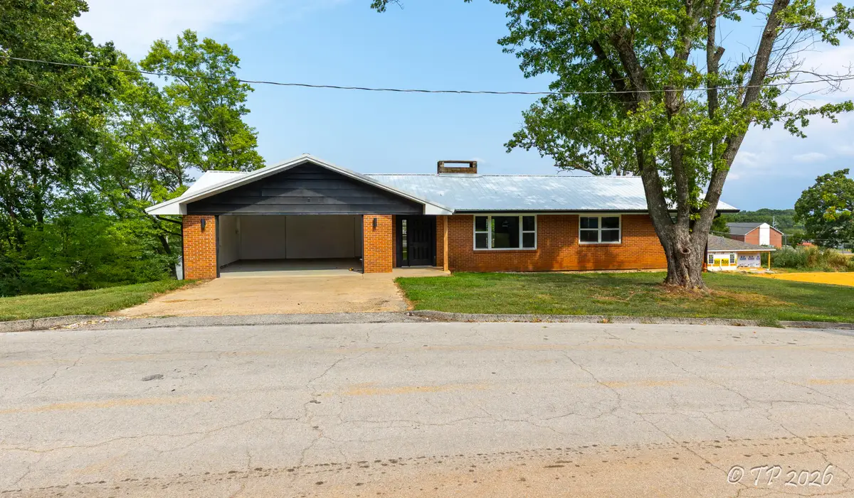 620 Johnson Street, West Plains, MO 65775 - #1