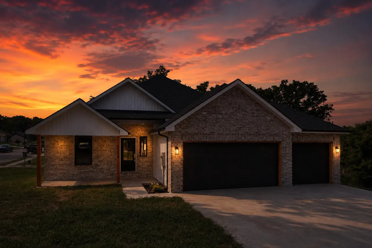 2014 E Jay Street, Ozark, MO 65721 - #1