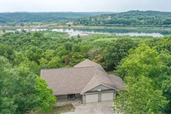 112 Stoney Ridge Drive, Forsyth, MO 65653