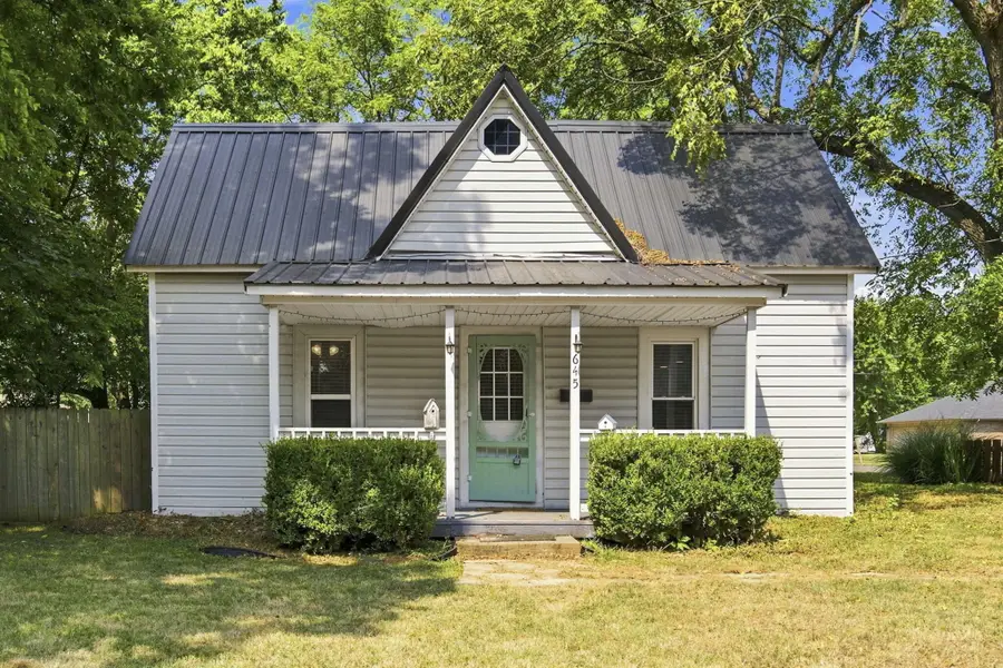 645 N Walnut Avenue, Republic, MO 65738 - #2