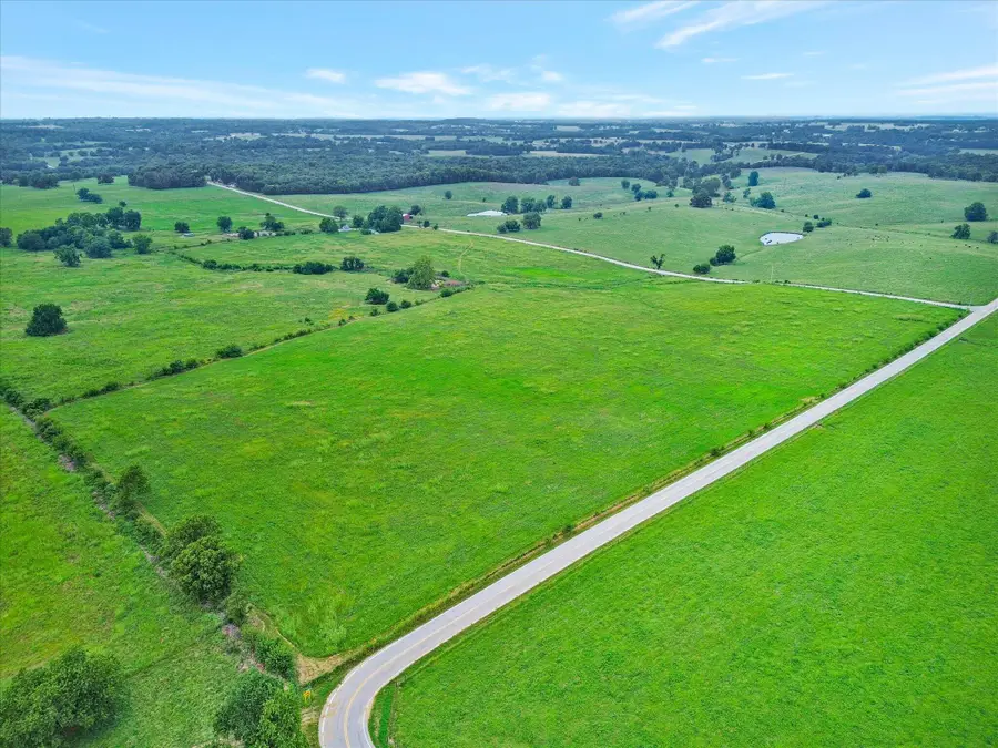000 W Farm Rd 22, Walnut Grove, MO 65770 - #3