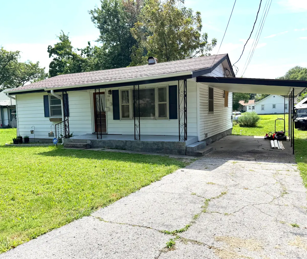 513 S Elm Street, Mountain Grove, MO 65711 - #1