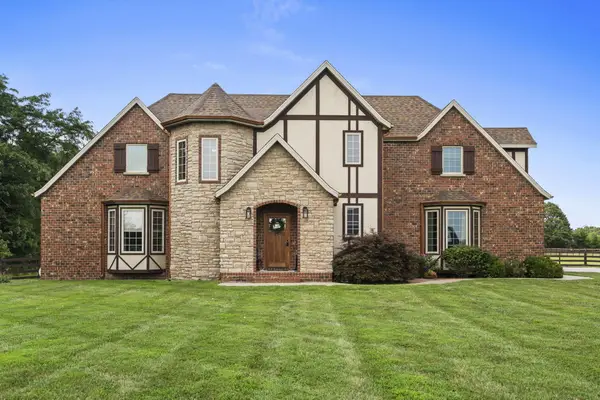 918 Grayhawk Loop, Marshfield, MO 65706