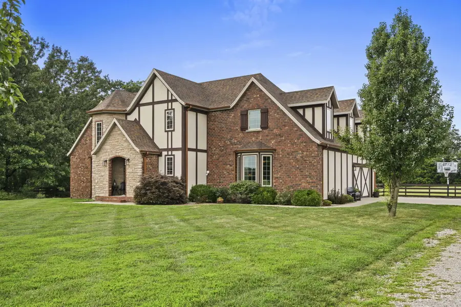 918 Grayhawk Loop, Marshfield, MO 65706 - #2