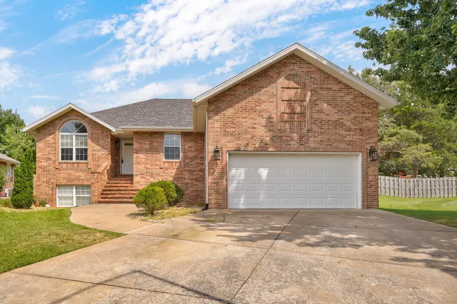 514 Chapel Hill Court, Nixa, MO 65714 - #2