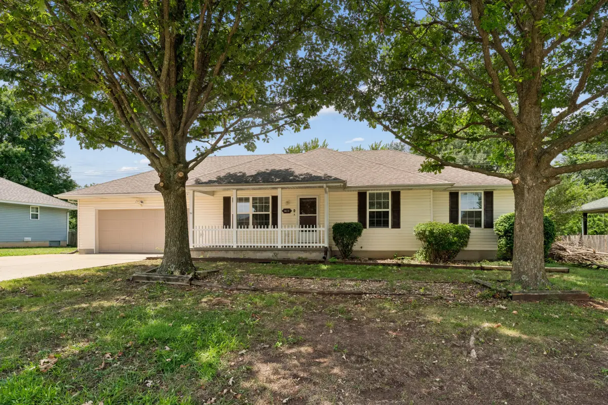 611 S Countryside Avenue, Republic, MO 65738 - #1