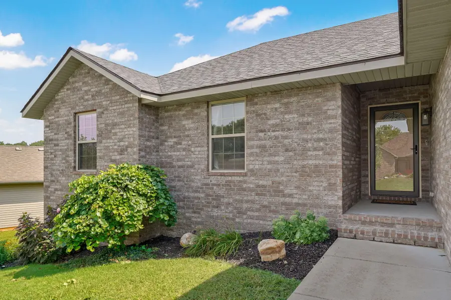 4388 N Katrina Avenue, Springfield, MO 65803 - #3