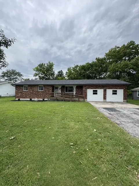 421 George Street, Marshfield, MO 65706