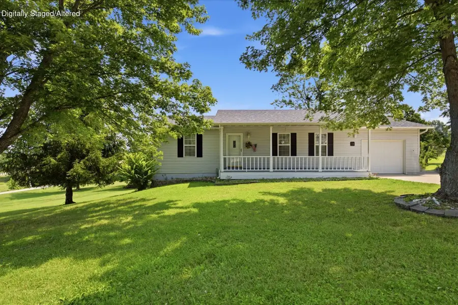 116 N Gwendolyn Avenue, Mansfield, MO 65704 - #2