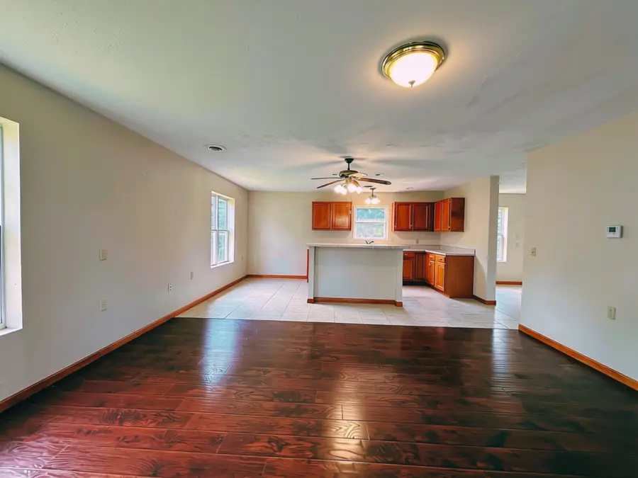 813 S Hazel Street, Mount Vernon, MO 65712 - #2