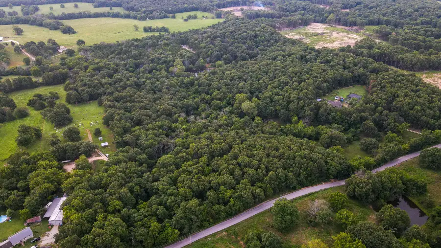 000 County Road 1220, Mount Vernon, MO 65712 - #2
