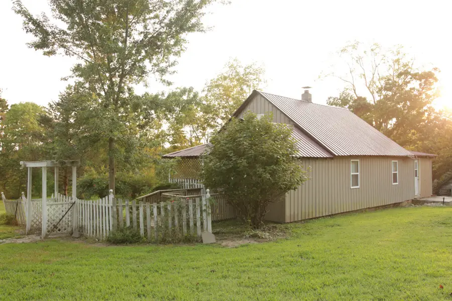 3627 County Road 542, Ava, MO 65608 - #3