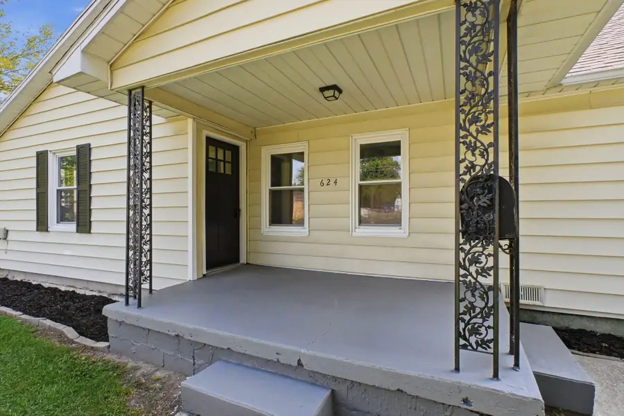 624 N Springfield Avenue, Bolivar, MO 65613 - #3