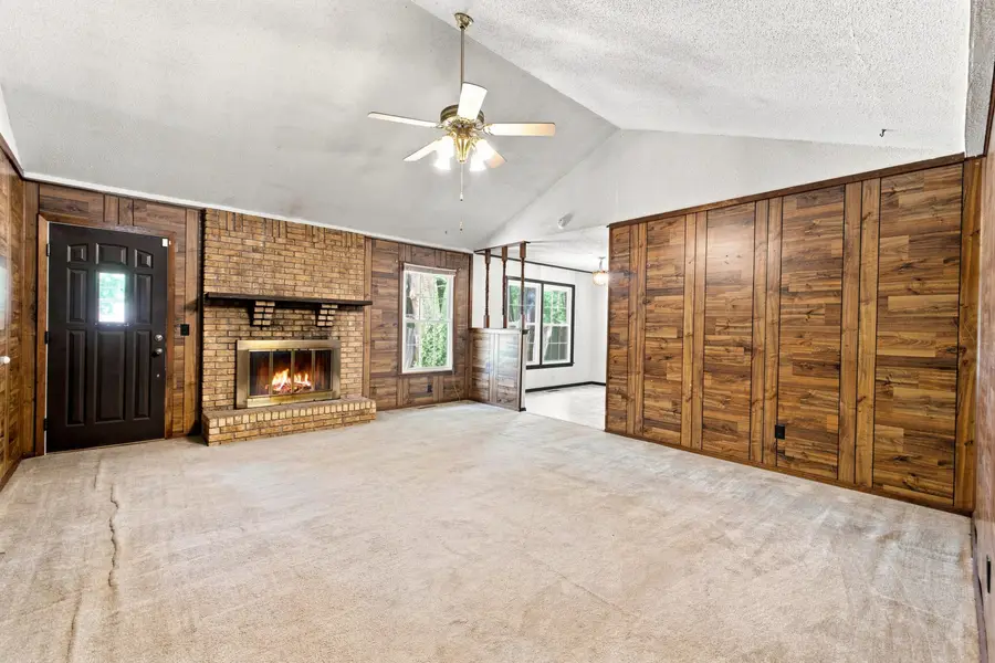 2013 S Grant Avenue, Springfield, MO 65807 - #3