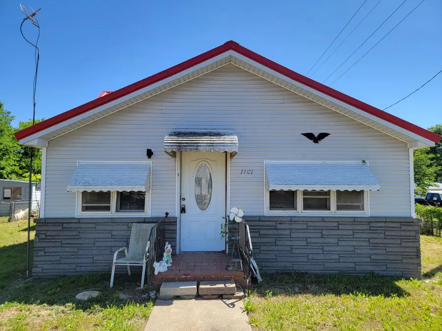 1401 E Broadway Street, Monett, MO 65708 - #2