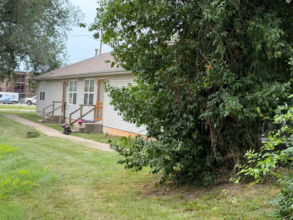 2230 2236 N Pierce Avenue, Springfield, MO 65803 - #1