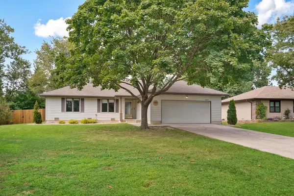 4851 E Weeping Willow Lane, Springfield, MO 65809