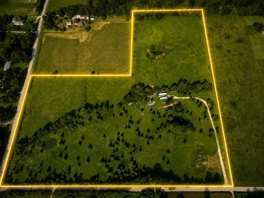 000 E Division East Street, Strafford, MO 65757 - #2