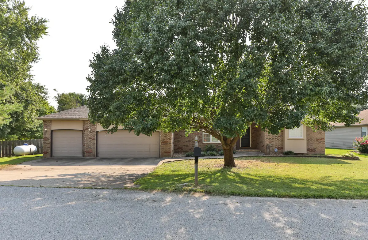 2098 N Preakness Drive, Nixa, MO 65714 - #1