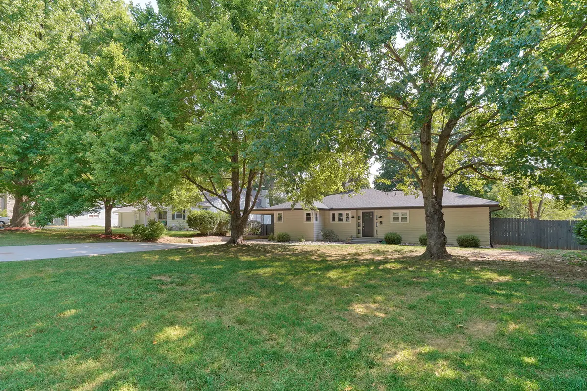 2510 S Wallis Smith Boulevard, Springfield, MO 65804 - #1