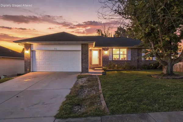970 Creekside Place, Nixa, MO 65714