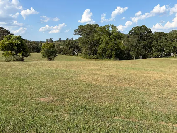 000 8b, Mammoth Spring, AR 72554